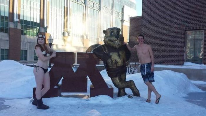 Странные люди и их поступки