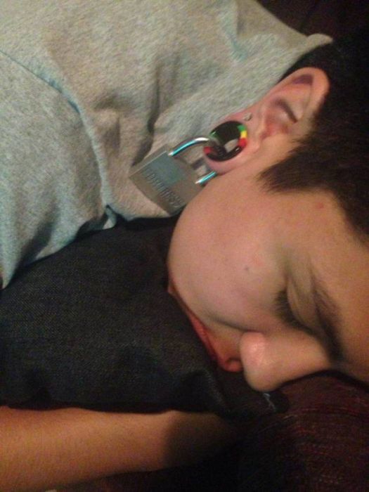 Странные люди и их поступки