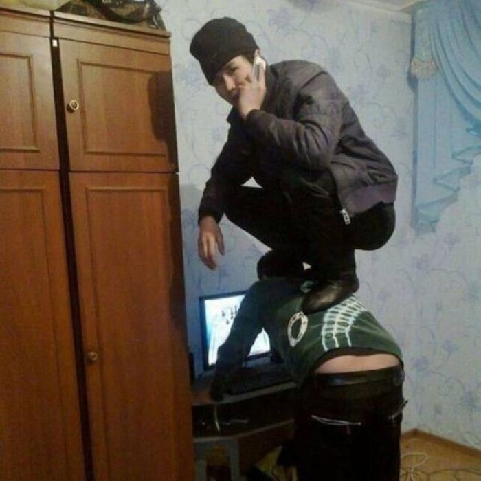 Странные люди и их поступки