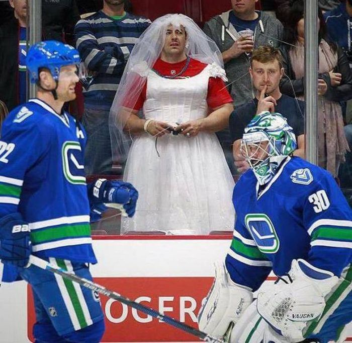 Странные люди и их поступки