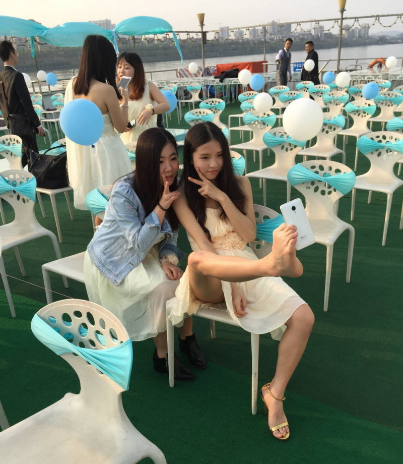 Тем временем в Азии