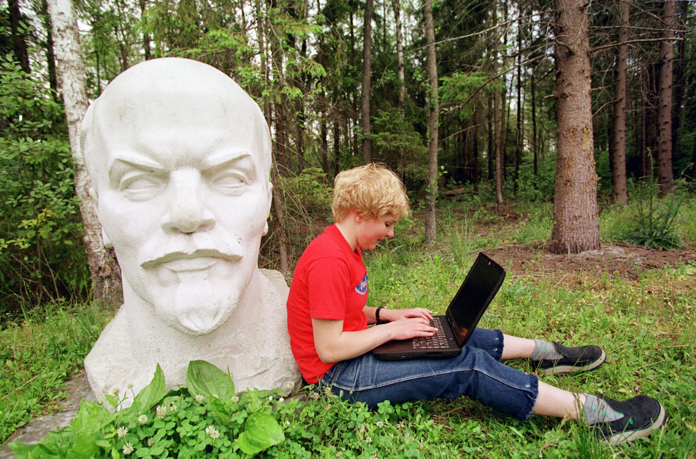 Ленины по всему миру Ленины по всему миру