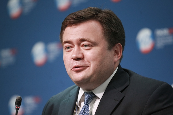 Чем занимаются родственники чиновников