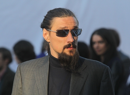 Чем занимаются родственники чиновников