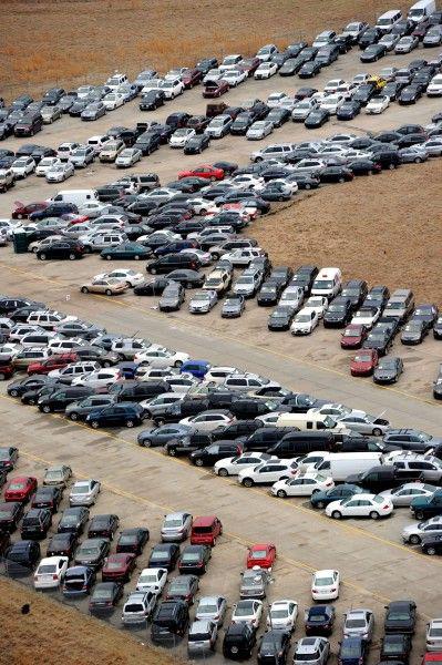 Автомобильное кладбище (10 фото)