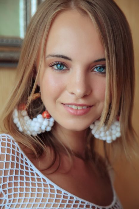 Подборка красивых девушек (66 фото)