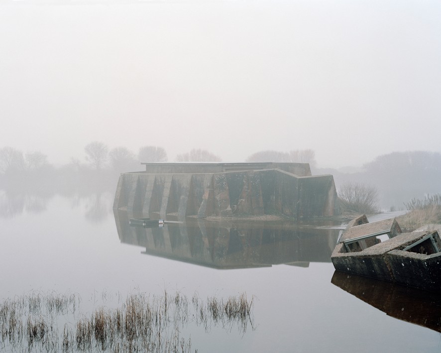 Тень защитника отечества