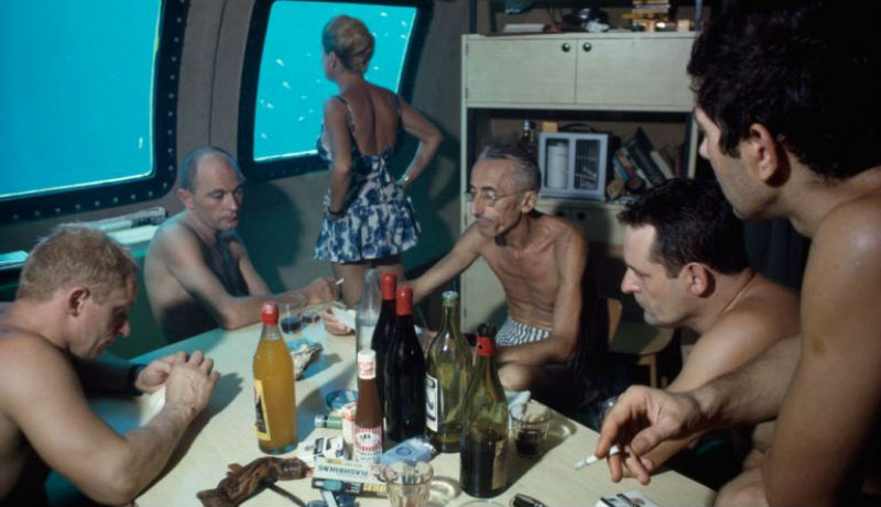 Жизнь и работа на дне океана знаменитого Кусто Жизнь и работа на дне океана знаменитого Кусто