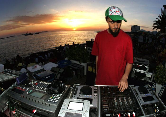 Тусовщики на Ибице (52 фото)