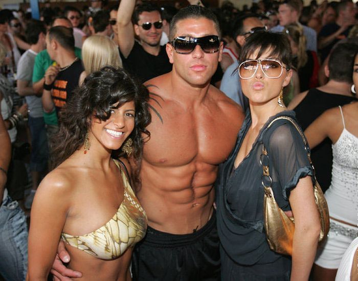 Тусовщики на Ибице (52 фото)