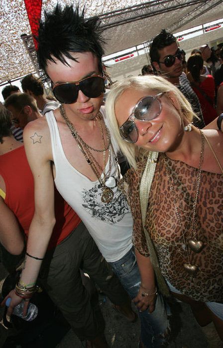 Тусовщики на Ибице (52 фото)