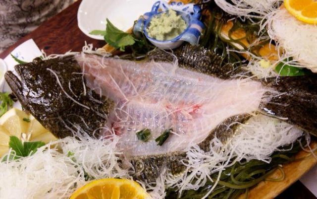 Блюда из живых животных