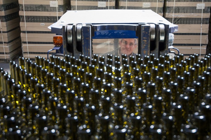 Как работает винодельческий завод «Массандра» в Крыму