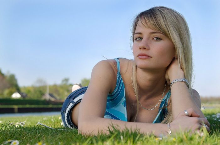 Милые девушки