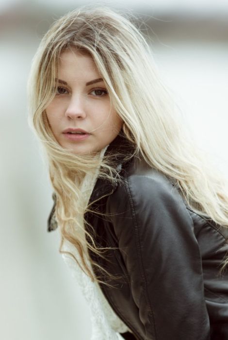 Милые девушки