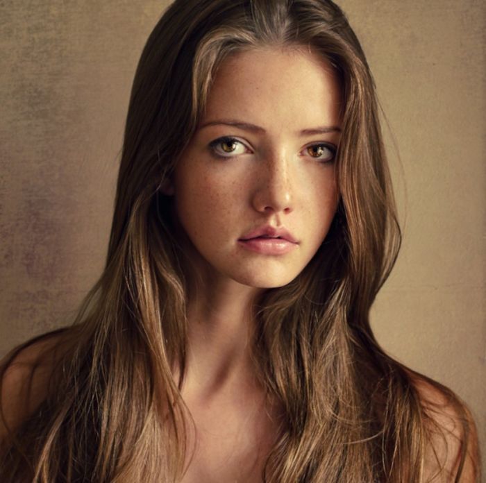 Милые девушки