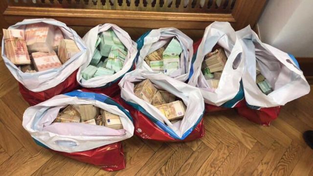 У главы Северо-Западного управления Ростехнадзора Григория Слабикова изъяли более 1 млрд рублей