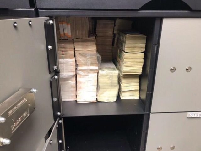 У главы Северо-Западного управления Ростехнадзора Григория Слабикова изъяли более 1 млрд рублей