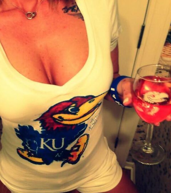 Девушки из Университета Канзаса