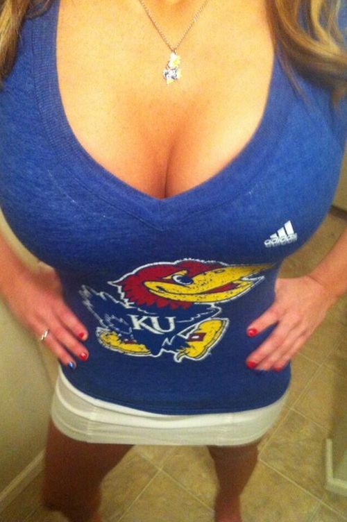 Девушки из Университета Канзаса