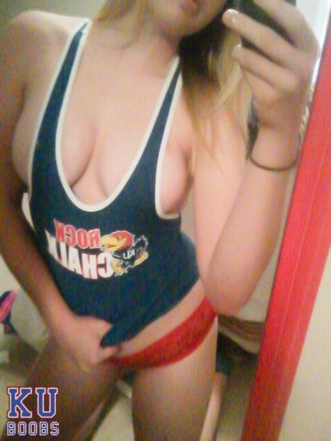 Девушки из Университета Канзаса