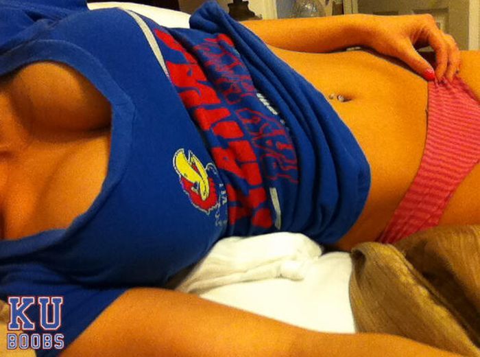 Девушки из Университета Канзаса