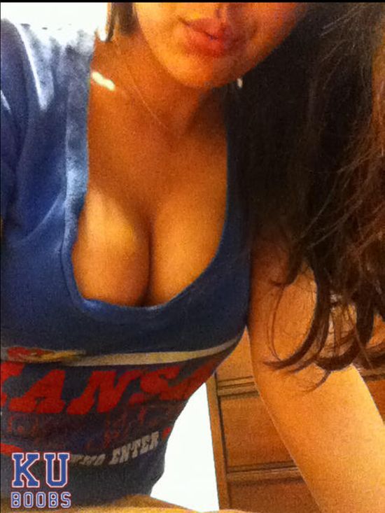 Девушки из Университета Канзаса