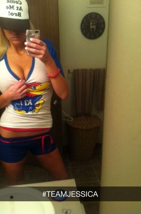 Девушки из Университета Канзаса