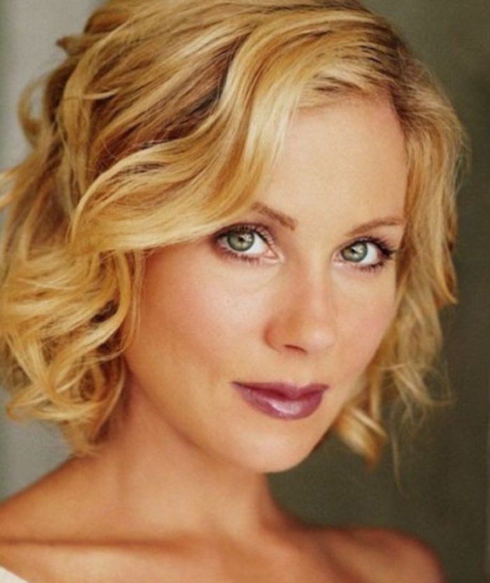 ТОП-15 самых красивых в мире женщин с 2000 по 2017 год по версии журнала People