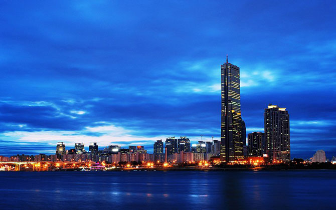 Жители каких стран обожают США?