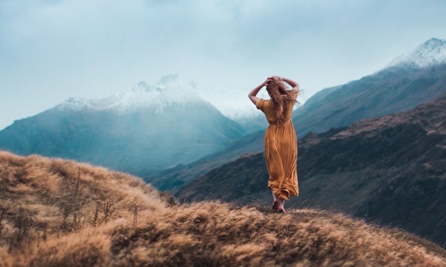 20 отличий человека, в котором уживаются интроверт и экстраверт