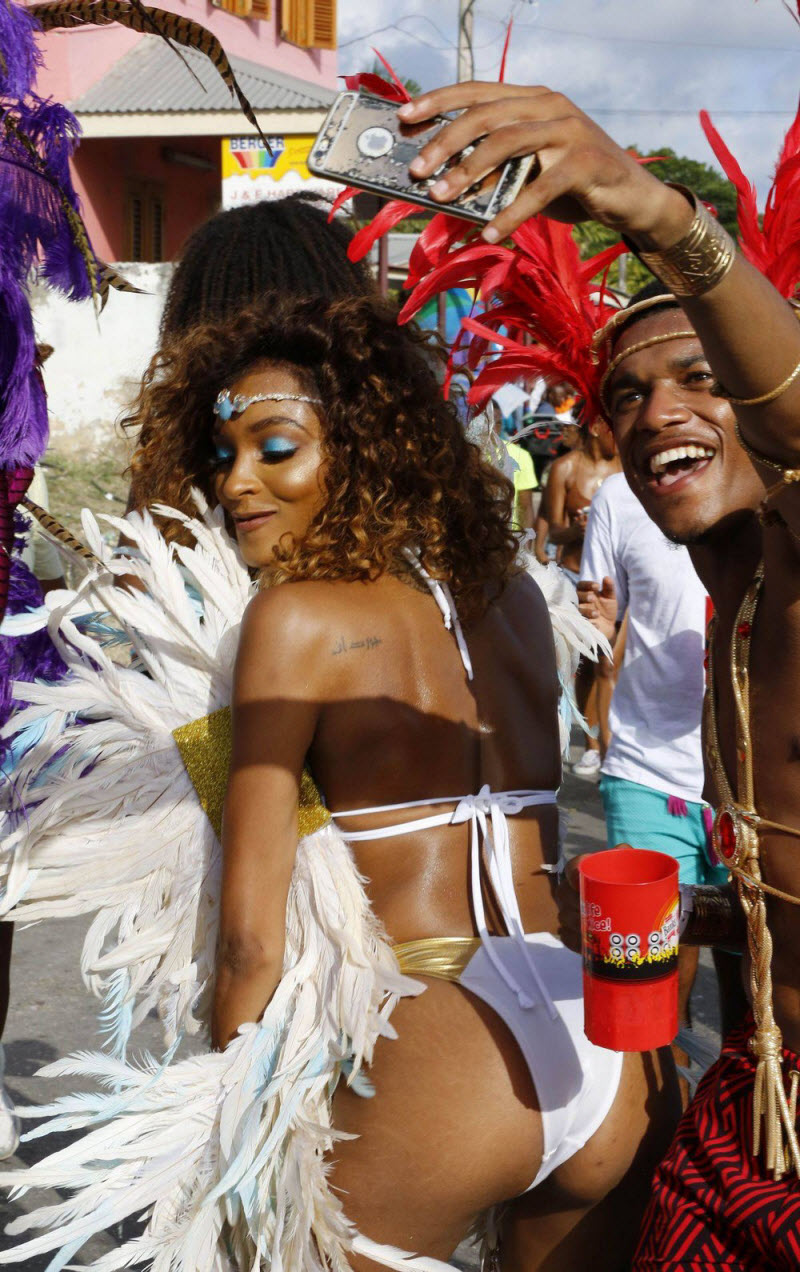 Забавные картинки с девушками