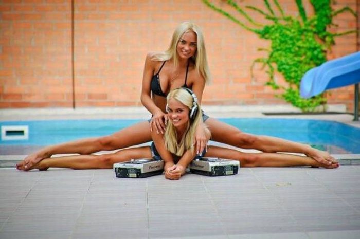 Гибкие девушки