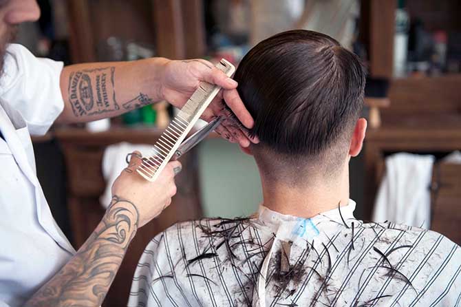 О чем якобы говорят в лифте банка на Уолл-стрит