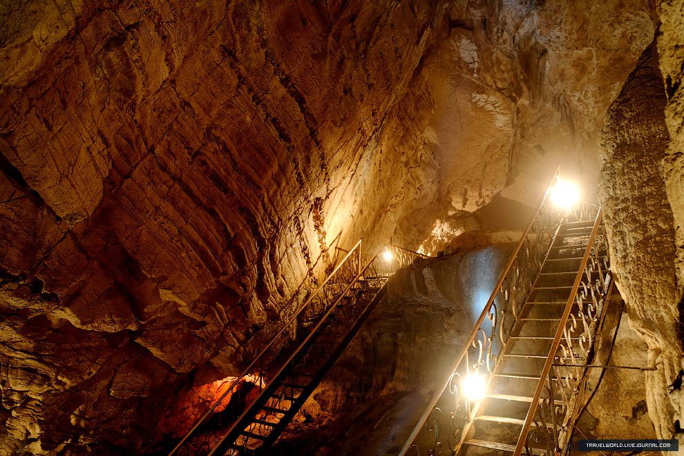 Воронцовская пещера