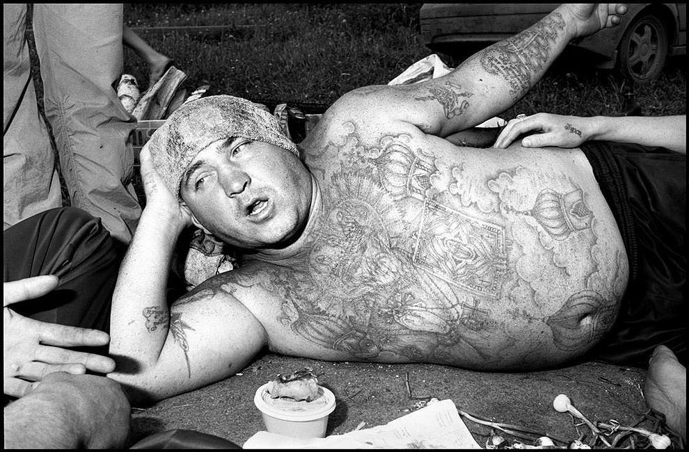 20 впечатляющих кадров из жизни сибирских бандитов глазами американца