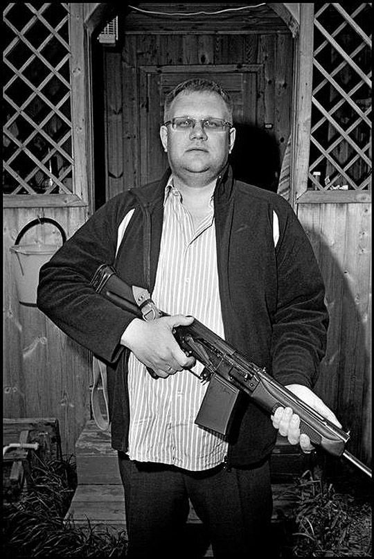 20 впечатляющих кадров из жизни сибирских бандитов глазами американца