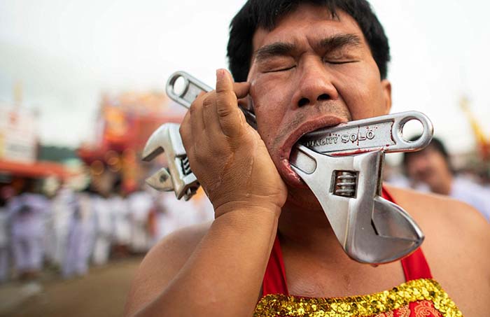 Вегетарианский фестиваль в Таиланде