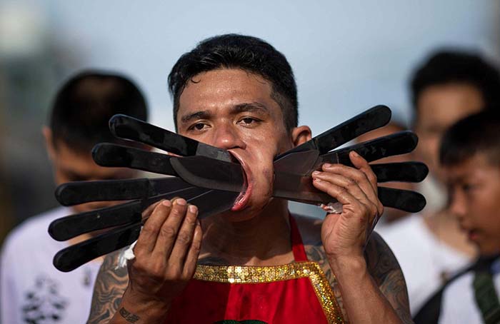 Вегетарианский фестиваль в Таиланде