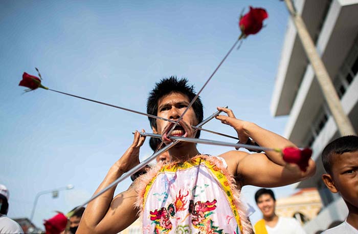 Вегетарианский фестиваль в Таиланде