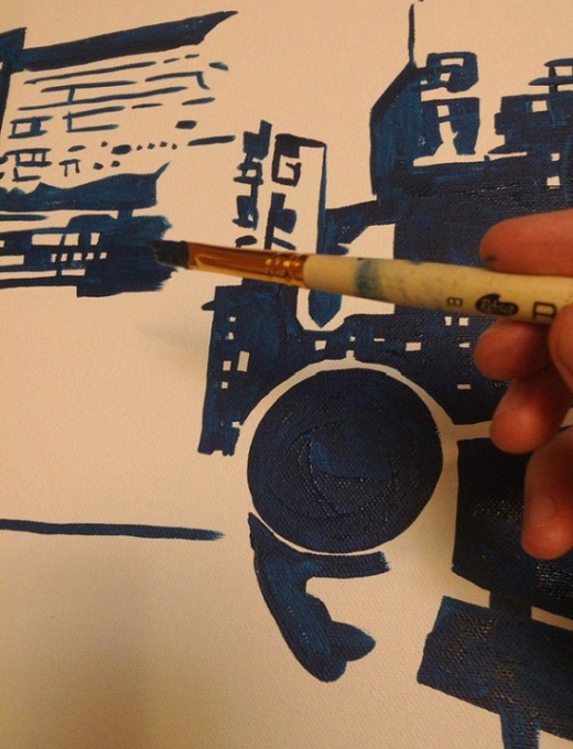 Необычный рисунок люминесцентными красками