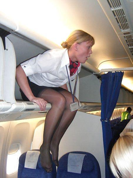 Веселые и сексуальные стюардессы