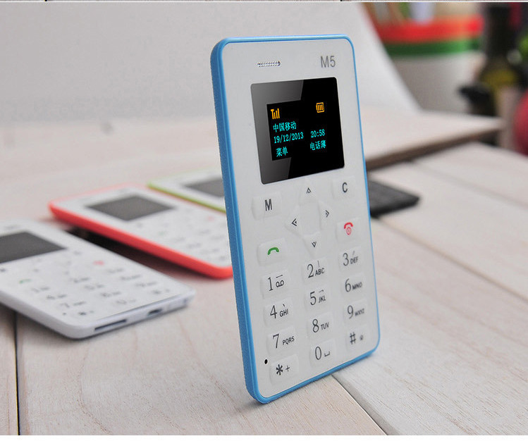 Современные телефоны с необычным форм-фактором Современные телефоны с необычным форм-фактором