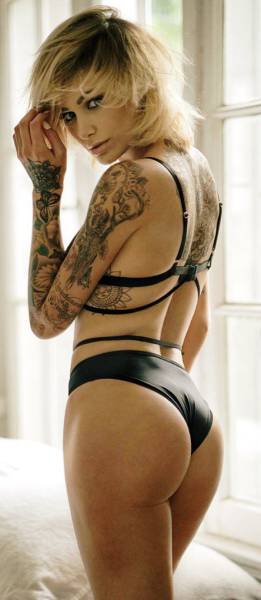 Девушки в татуировках