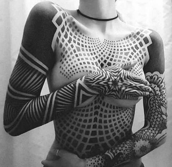 Девушки в татуировках