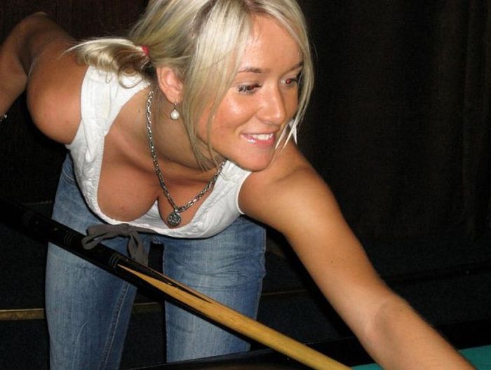 Пятничная подборка грудастых девушек (55 фото)