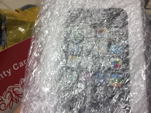 Прятки по-китайски: как правильно отправить посылку с iPhone