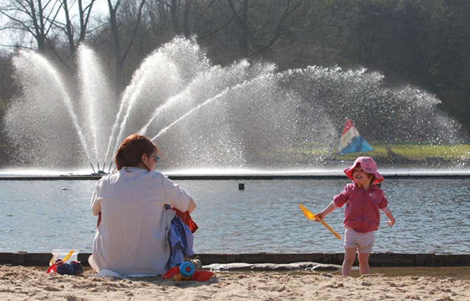 10 лучших и 10 худших стран для материнства