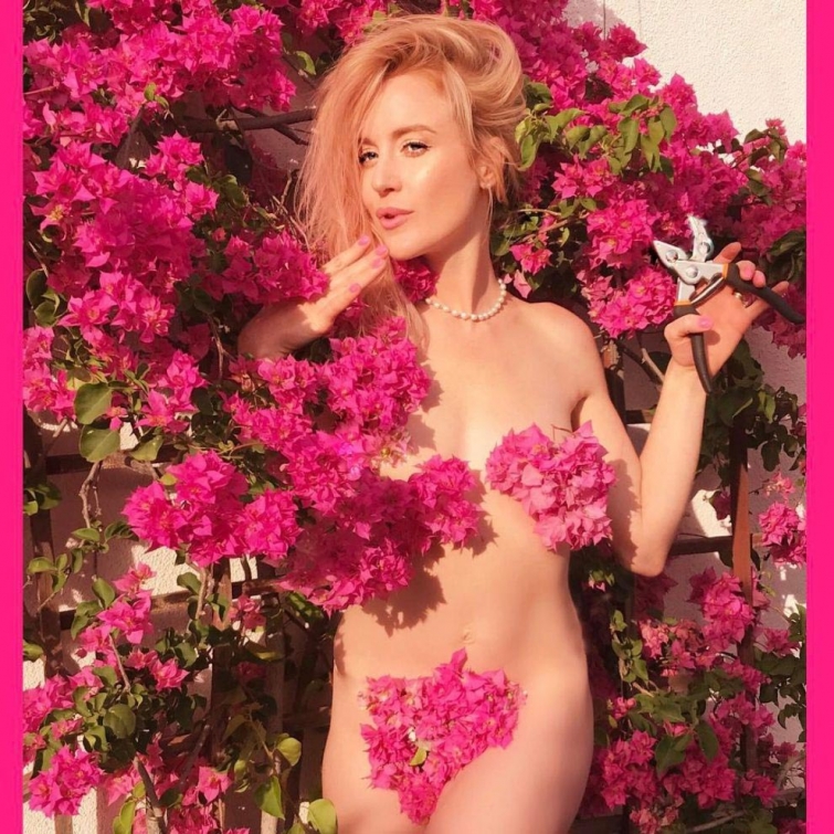 Всемирный день голого садовода — праздник голых дачников, о котором мы не просили