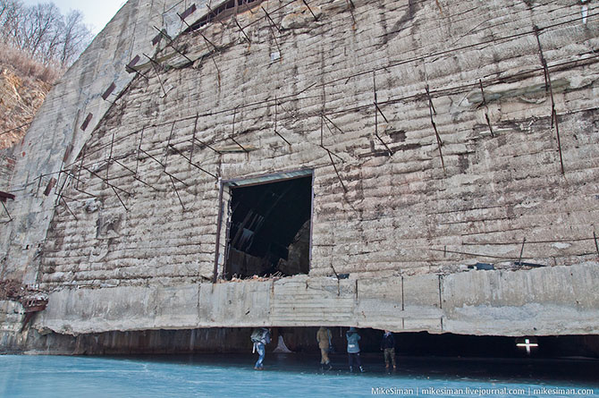 Подземная база-укрытие подводных лодок «Павловское»